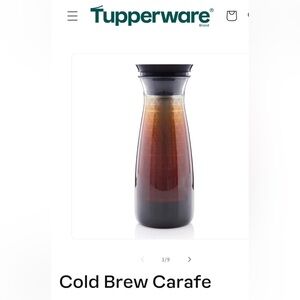 NEW (NIB) Tupperware Cold Brew Carafe with Black Seal, 1 1/4 qt. (LAST one)